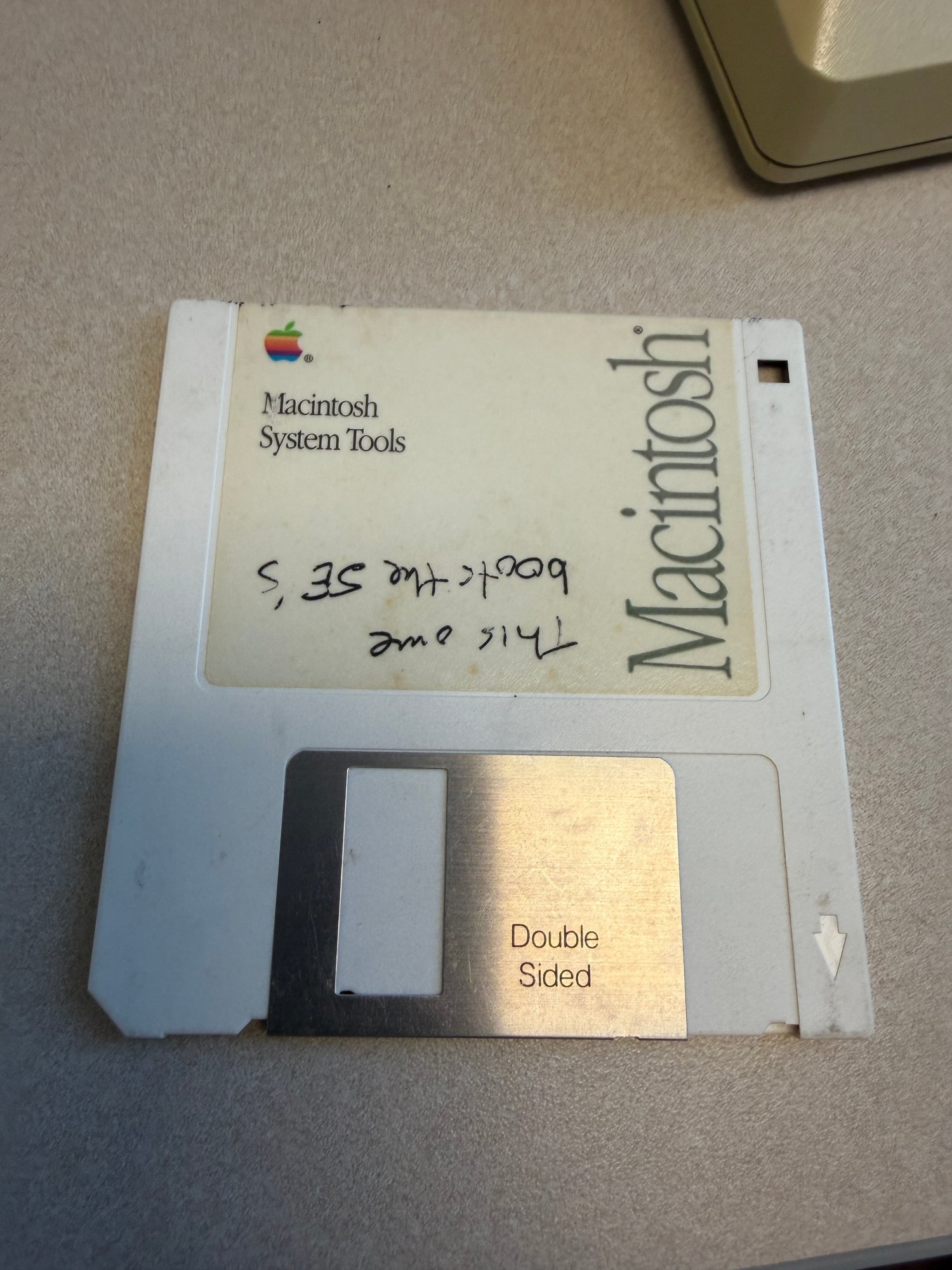 1987 Apple Macintosh Plus 1Mb Vintage Personal Computer Apple Computer ...