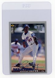 1995 Upper Deck Collector's Choice Special Edition Pedro Martinez Silver Signature Baseball Card