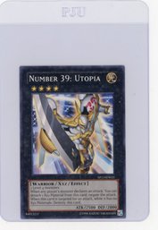 2013 Yu-Gi-Oh! Star Pack Number 39: Utopia Starfoil Rare Yu-Gi-Oh! Card