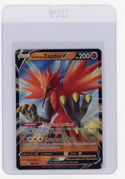 2021 Pokemon Sword & Shield Chilling Reign Galarian Zapdos V Holo Pokemon Card