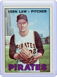 1967 Topps VERN LAW Baseball Card