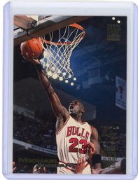 MICHAEL JORDAN  Stadium Club 3-2 Basketball Card
