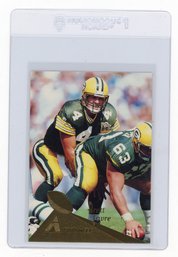 1994 Pinnacle Brett Favre Football Card