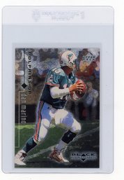 1998 Upper Deck Black Diamond Dan Marino Football Card