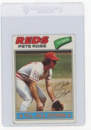 1977 Topps Pete Rose Baseball Card