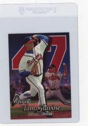 1999 Fleer Flair Showcase Tom Glavine Passion Baseball Card