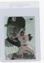 1999 Fleer Flair Showcase Roger Clemens Power Baseball Card