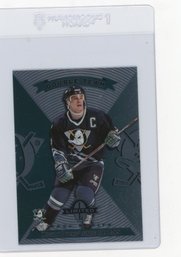 1997 Donruss Limited Paul Kariya Teemu Selanne Double Team Hockey Card