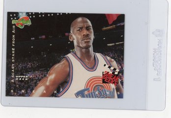 1996 Upper Deck Space Jam Michael Jordan A Scary Stare From Air Sneak Peaks Basketball Card
