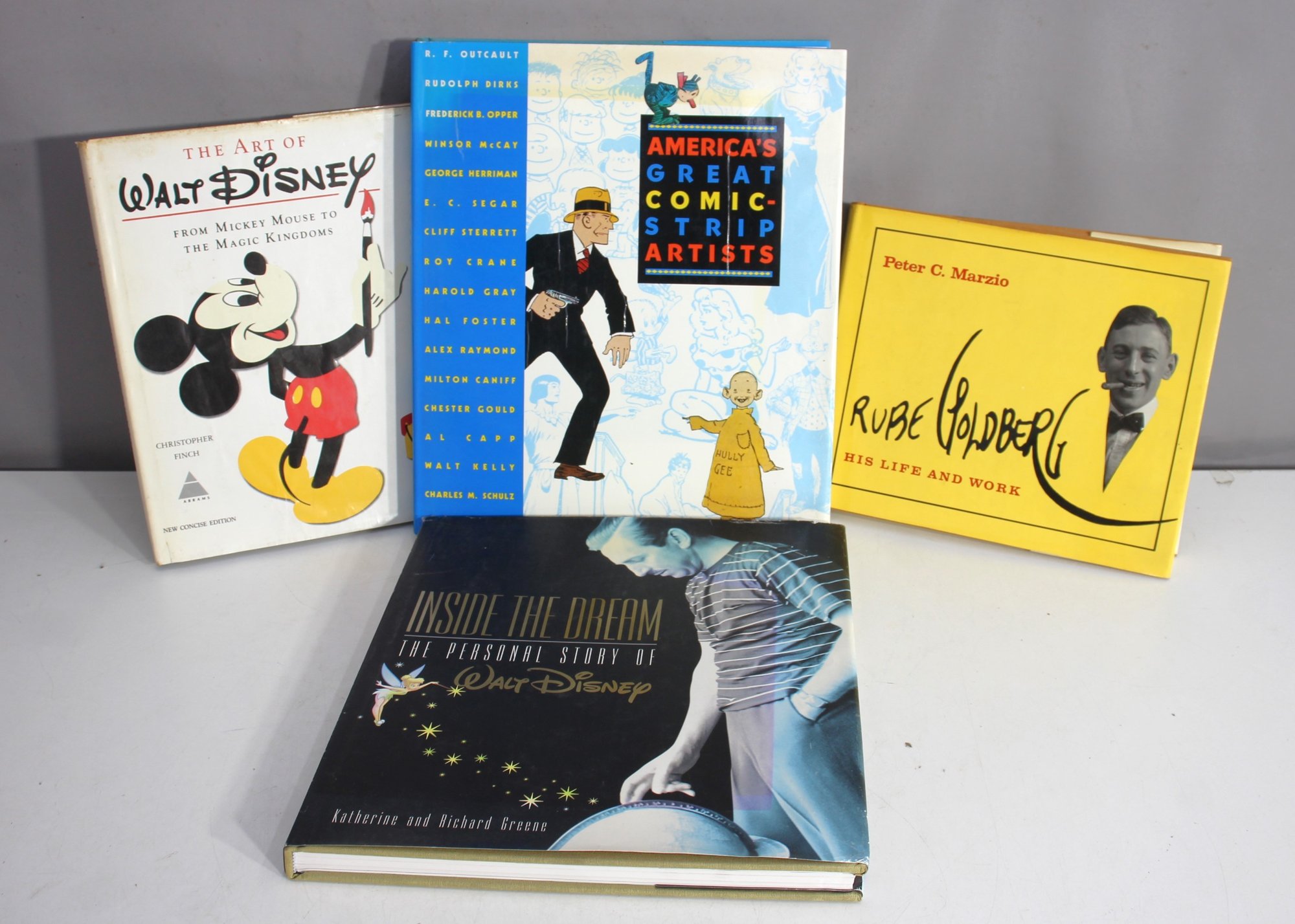 Group #34-Lot Of 4 Illustrated Books Walt Disney, Comic Strip Artists ...