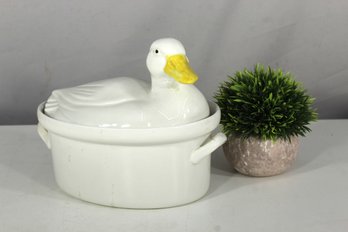 Vintage Ceramic Duck Tureen With Lid - Farmhouse Style Serving Dish