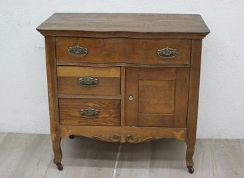 Vintage Oak Wash Stand