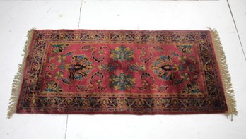 Opulent Traditional Small Rug - 54'x 26'