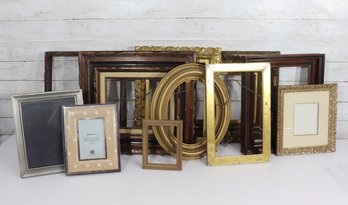 Vintage & Decorative Picture Frame Lot  Gold, Wood & Ornate Frames  Assorted Sizes & Styles