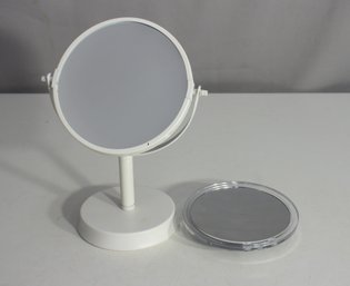 Adjustable Tabletop Vanity Mirror With Additional Suction Mirror