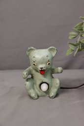 Vintage Gibson Painted Metal Bear Cub Bulb In Belly Novelty Lamp