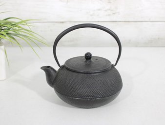 Vintage Japanese Cast Iron Tetsubin Teapot W/ Infuser Hobnail Texture Black 3' H
