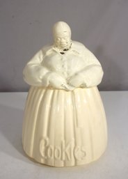 Vintage McCoy Pottery Mammy Cookie Jar  11H  Classic Collectible
