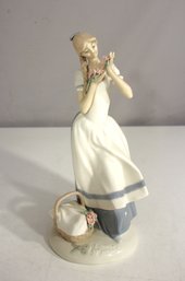 Giuseppe Armani 'Cecelia  The Carnation Maiden' Capodimonte Figurine  10H