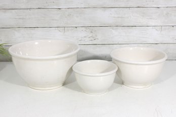 Vintage White Stoneware Mixing Bowls Set Of 3 Nesting 6.5', 8.5', 10'