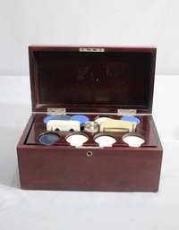 Lucky Locking Wooden Gaming Caddy Case With Beaucoup Poker Chips And Playing Cards