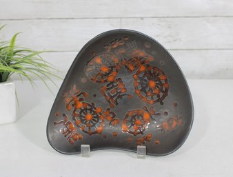Signed Sascha Brastoff Mid-Century Modern Ceramic Dish  Atomic Lava Glaze 9.5' X 8.5'