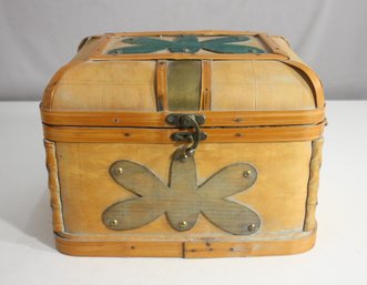Vintage Woven Bamboo Storage Chest With Decorative Accents (9.5' H X 12' W X 9' D)