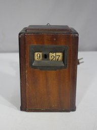 Vintage Warren Telechron Electric Flip Clock  Wooden Case  6' Tall  Untested