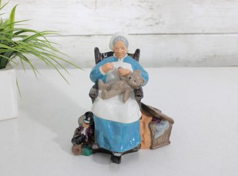 Royal Doulton England Nanny Figurine Old Woman Rocking Sewing Teddy Bear HN2221