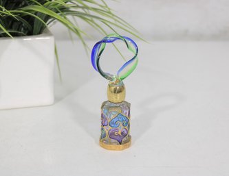 Vintage Miniature Decorative Glass Perfume Bottle W/ Twisted Art Glass Stopper
