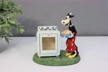Vintage Disney Clarabelle Cow With Pie And Oven Figurine #19741