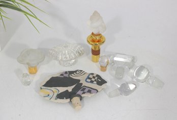 Vintage Perfume Bottle Stoppers & Glass Vanity Pieces  Mixed Lot  1 Crystal Glass Knob
