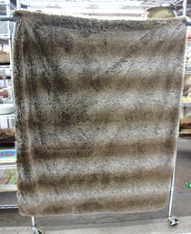 Luxurious Faux Fur Blanket  60' X 75' Soft And Warm Throw