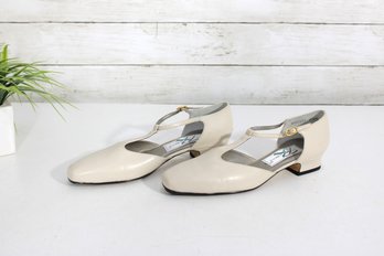 #19-Vintage Beige Mary Jane Flats  Womens Size 8.5  Classic T-Strap Dress Shoes