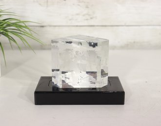 Steuben Crystal Golf Sculpture  Etched Golfer In Motion On Black Base, 4.5' X 6.5', Minor Chips