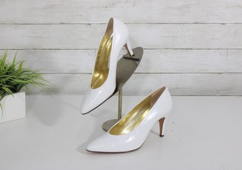 #23-Perry Ellis White Leather Pumps  Womens Size 8.5  Classic Pointed-Toe Heels