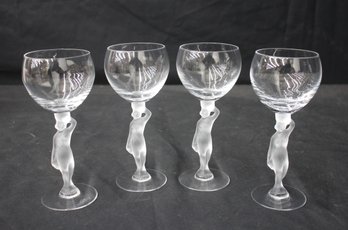Set Of 4 Elegant Frosted Stem Wine Glasses - 6 3/4' Tall