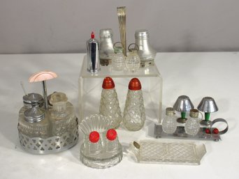 Vintage Group Lot Of Salt & Pepper Shakers  Assorted Styles
