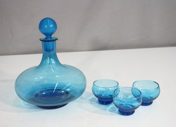 Vintage Italian Cobalt Blue Art Glass Decanter Set With 3 Cups