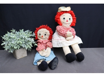 Raggedy Ann And Raggedy Andy Cloth Dolls