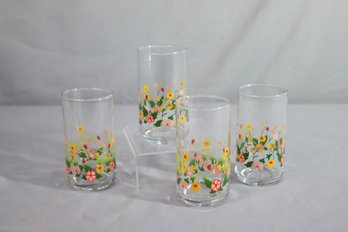 Group Lot Of 4 Vintage Floral Drinking Glasses