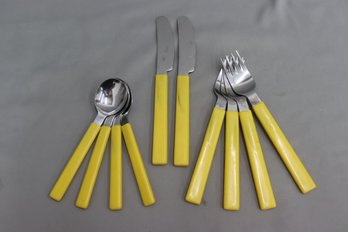 10pcs Mid Century Modern Yellow Plastic Cubed Handled Stainless Flatware