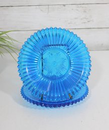 Set Of 2 Turquoise Blue Starburst Art Glass Plates  Ribbed Design  6'