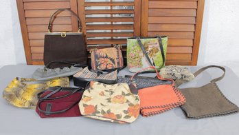 #322-Group Lot Of Ladies Handbags  Vintage & Retro Styles, Tapestry, Woven & Patterned Bags