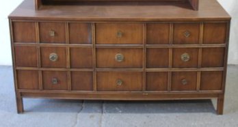 Bassett Vintage Brown 6-Drawer Walnut Dresser