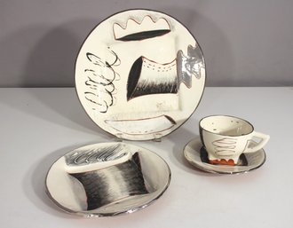 Vintage 1984 Patrick Loughran Studio Pottery  Signed Hand-Painted 5-Piece Place Setting  Monochrome Abstract