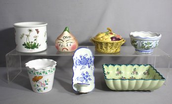 Assorted Vintage Kitchen Decor Lot