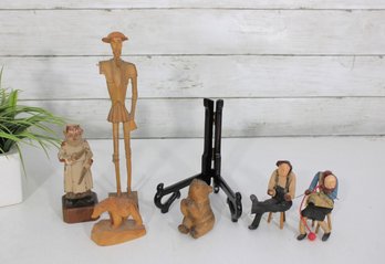 Vintage Carved Folk Art Figurines Group Lot  Wood Figures, Bears & Seated Characters  AS IS