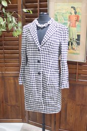 Italian-Made Houndstooth Coat  Size Small  Timeless Chic