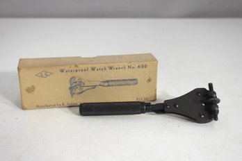 Vintage LG Waterproof Watch Wrench No. 600  Original Box